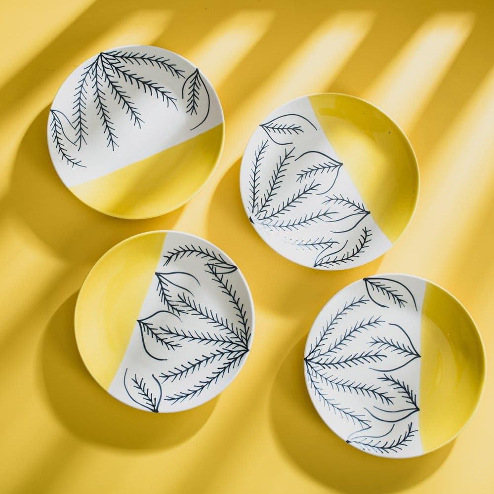 HS HINDUSTANI SAUDAGAR Ceramic Serving Designer Dinner Quarter Plates Set of 4 (Microwave and Dishwasher Safe), 7 Inch (Floral)