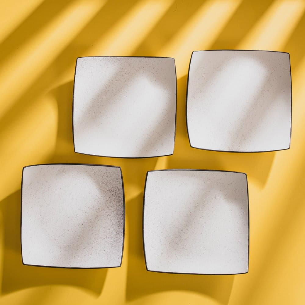 HS HINDUSTANI SAUDAGAR Ceramic Serving Designer Square/Triangle Dinner Quarter Plates Set of 4 (Microwave and Dishwasher Safe), 7 Inch (Off-White)