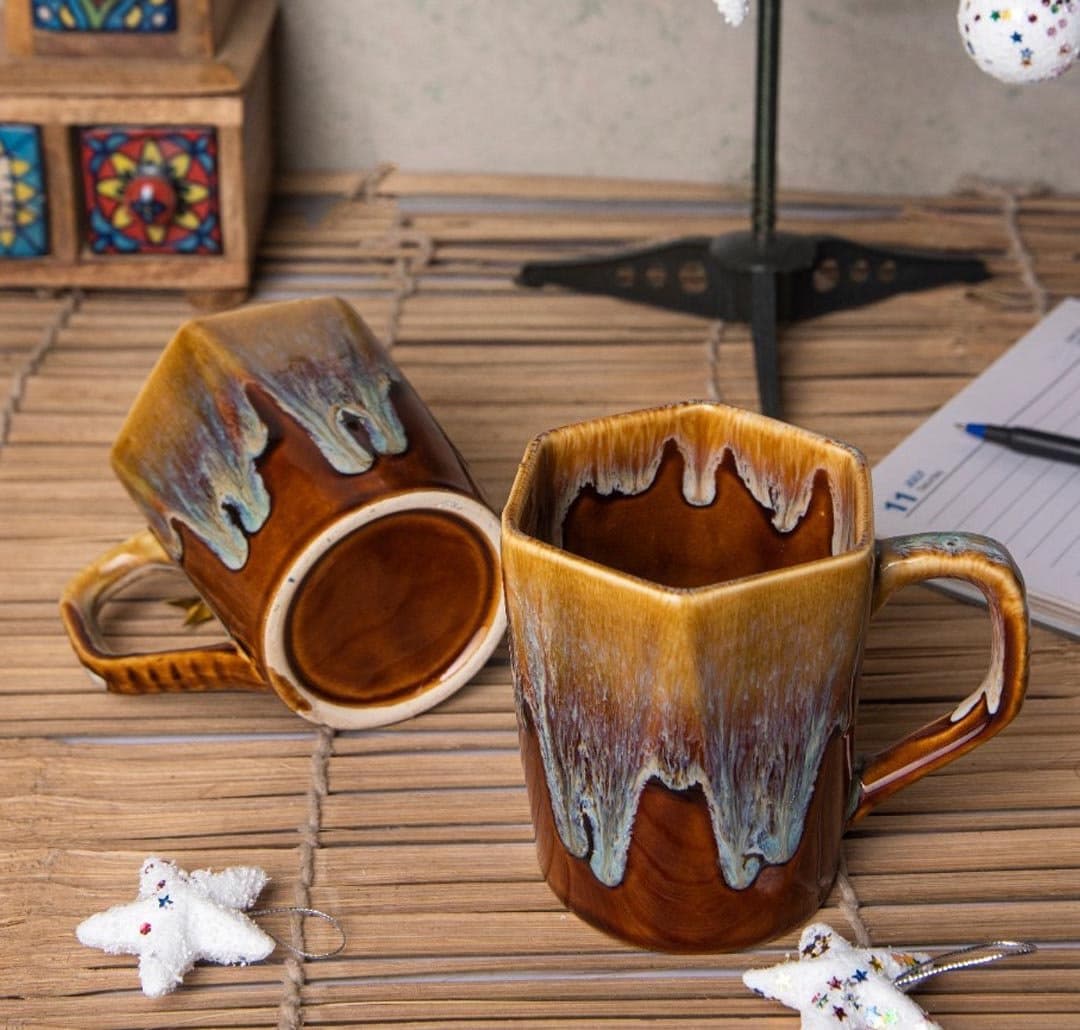 HS HINDUSTANI SAUDAGAR Ceramic Handcrafted Diamond Shape Dual Glazed Volcano Design Studio Pottery Tea / Coffee Mug Set of 2 ,425 ML ( Microwave & Dishwasher Safe)