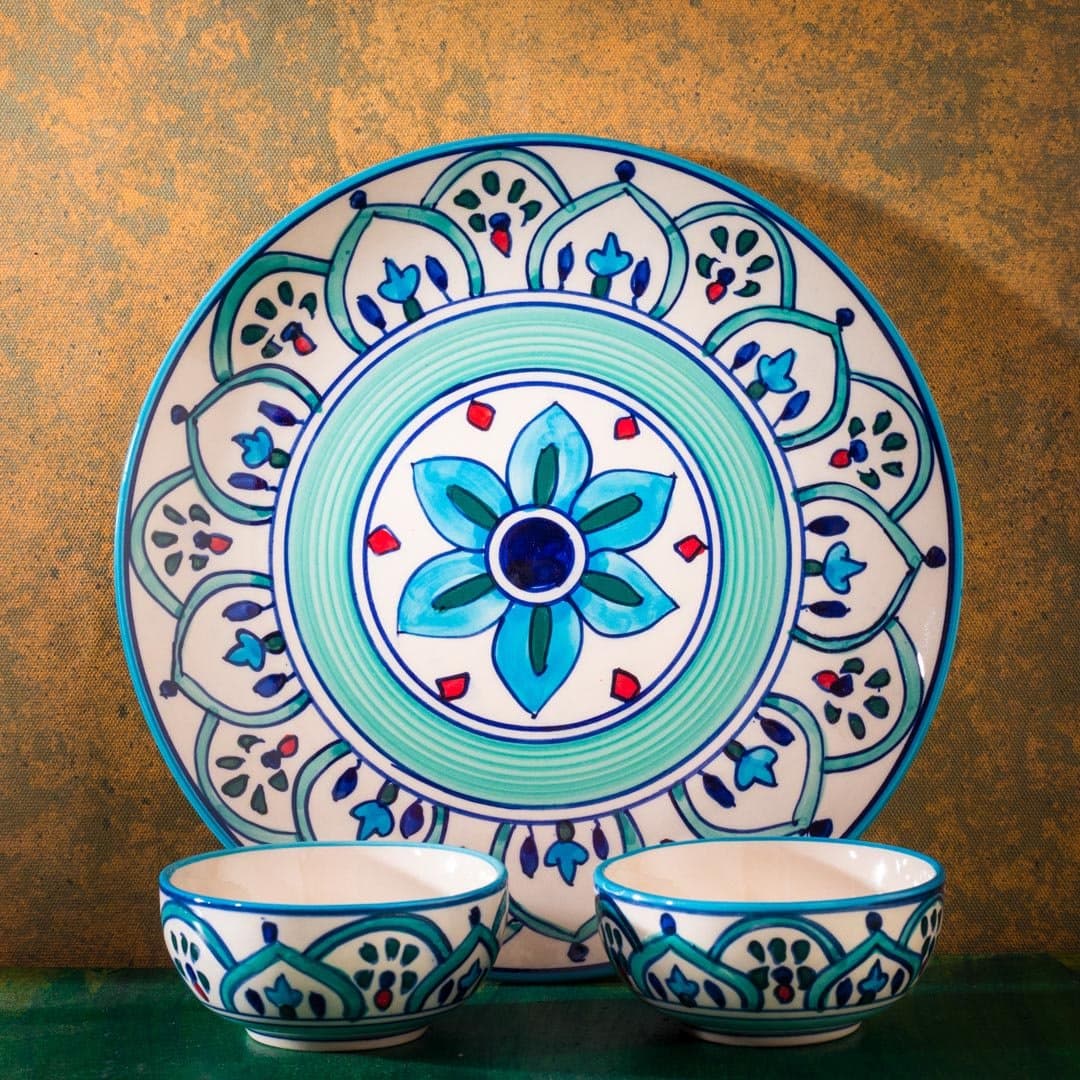 Hs Hindustani Saudagar Ceramic Handpainted Green Crown Dinner/Serving Plate with Two Bowls (10 Inch Plate , 180 ml Bowl ) Green